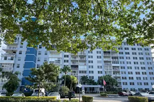 4200 Hillcrest Dr, Hollywood, FL 33021 - Photo 29