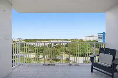 4200 Hillcrest Dr #802, Hollywood, FL 33021 - Photo 11