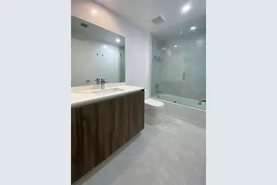 488 NE 18th St #2610, Miami, FL 33132 - Photo 19