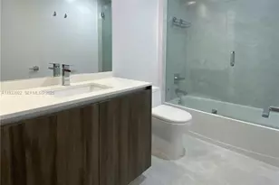 488 NE 18th St, Miami, FL 33132 - Photo 19