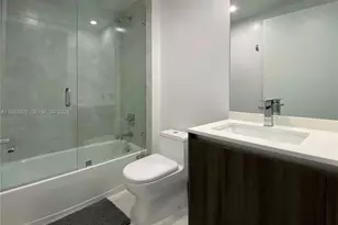 488 NE 18th St, Miami, FL 33132 - Photo 15