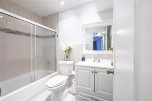 2811 N Pine Island Rd, Sunrise, FL 33322 - Photo 11