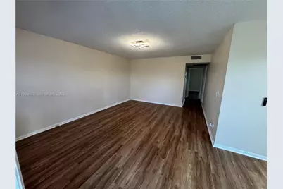 13250 SW 4th Ct #413G, Pembroke Pines, FL 33027 - Photo 7