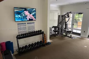 2961 NE 185th St, Aventura, FL 33180 - Photo 35