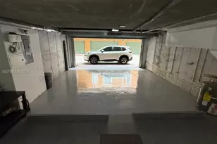 2961 NE 185th St, Aventura, FL 33180 - Photo 5