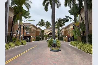 2961 NE 185th St #1613, Aventura, FL 33180 - Photo 3