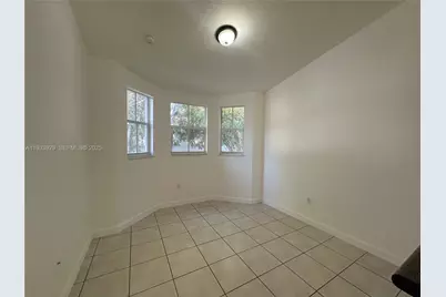 2755 SE 16th Ave #200, Homestead, FL 33035 - Photo 7