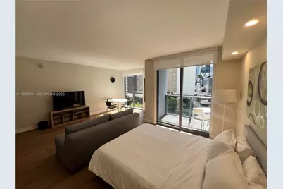 31 SE 6th St #703, Miami, FL 33131 - Photo 11