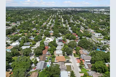 560 NE 161st St #0, Miami, FL 33162 - Photo 5