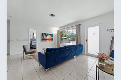 560 NE 161st St #0, Miami, FL 33162 - Photo 15