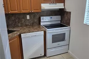 10820 SW 200th Dr, Cutler Bay, FL 33157 - Photo 3