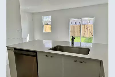 12713 NW 24th Ave, Miami, FL 33167 - Photo 9