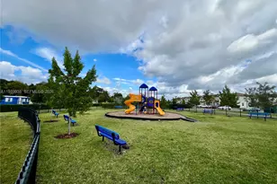12713 NW 24th Ave, Miami, FL 33167 - Photo 45