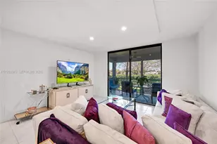 1400 St Charles Pl, Pembroke Pines, FL 33026 - Photo 9