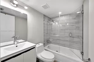 1400 St Charles Pl, Pembroke Pines, FL 33026 - Photo 19