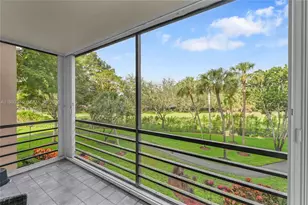 1400 St Charles Pl, Pembroke Pines, FL 33026 - Photo 9