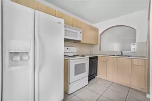 1250 SE 29th St, Homestead, FL 33035 - Photo 9