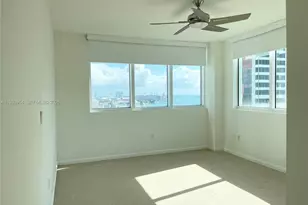 253 NE 2nd St, Miami, FL 33132 - Photo 39