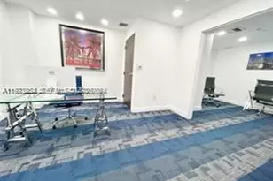 253 NE 2nd St, Miami, FL 33132 - Photo 45