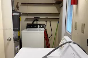 2801 SW 92nd Ct, Miami, FL 33165 - Photo 29