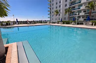 7900 Harbor Island Dr, North Bay Village, FL 33141 - Photo 33