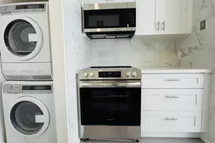 365 SW 86th Ave, Pembroke Pines, FL 33025 - Photo 11