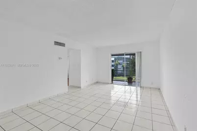 2775 Taft St #301, Hollywood, FL 33020 - Photo 5
