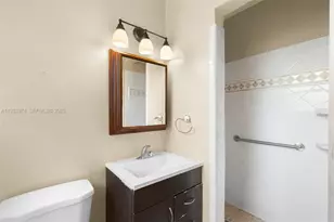 4310 SW 9th Ct, Plantation, FL 33317 - Photo 15