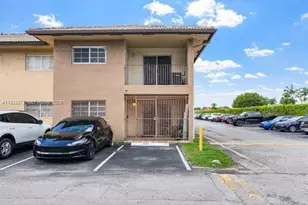 8851 NW 119th St, Hialeah Gardens, FL 33018 - Photo 5