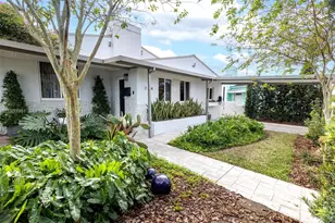 734 NW 75th St, Miami, FL 33150 - Photo 21