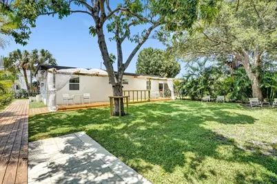 208 SE 4th St #1-2, Hallandale Beach, FL 33009 - Photo 5