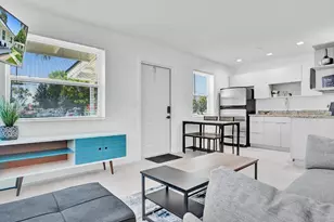 208 SE 4th St, Hallandale Beach, FL 33009 - Photo 9