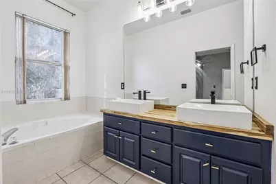 132 Golf Aire Blvd, Other City - In The State Of Florida, FL 33844 - Photo 11