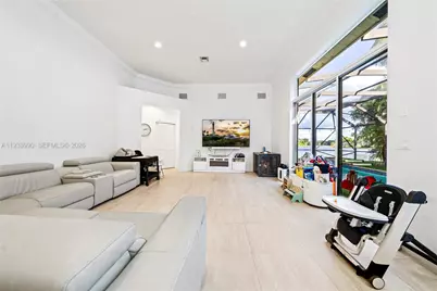 2994 Oakbrook Dr, Weston, FL 33332 - Photo 9