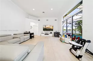 2994 Oakbrook Dr, Weston, FL 33332 - Photo 9