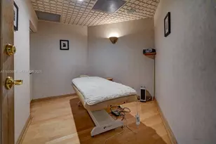 9999 Collins Ave, Bal Harbour, FL 33154 - Photo 39