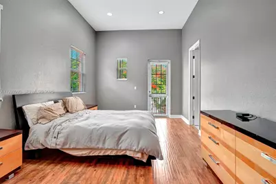 501 SW 146th Ter #5-7, Pembroke Pines, FL 33027 - Photo 33