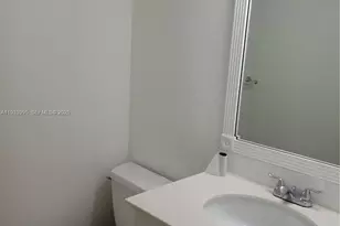 9535 SW 148th Ave Cir E, Miami, FL 33196 - Photo 7