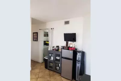 9535 SW 148th Ave Cir E, Miami, FL 33196 - Photo 11