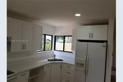 9535 SW 148th Ave Cir E, Miami, FL 33196 - Photo 9