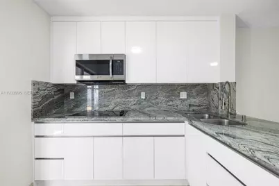 2425 W 76th St #102, Hialeah, FL 33016 - Photo 11