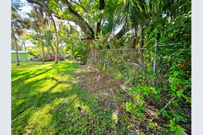 137 Dow Ln, Fort Myers, FL 33917 - Photo 51