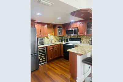 8290 Lake Dr #420, Doral, FL 33166 - Photo 1