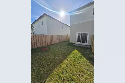 13357 SW 274th St #Side, Naranja, FL 33032 - Photo 9