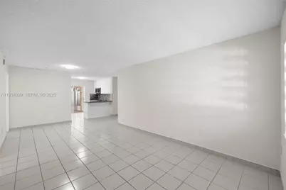 2425 W 76th St #102, Hialeah, FL 33016 - Photo 5