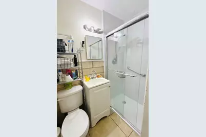 1761 NW 27th Ter, Fort Lauderdale, FL 33311 - Photo 9