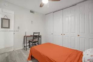 1281 W Fairway Rd, Pembroke Pines, FL 33026 - Photo 27