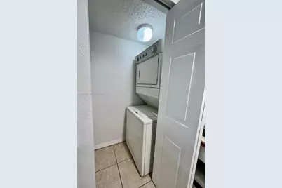 540 S Park Rd #212-9, Hollywood, FL 33021 - Photo 9