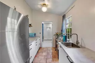 19810 SW 200th St, Miami, FL 33187 - Photo 49