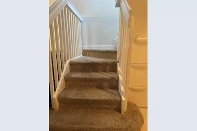 1043 SE 23rd Ave, Homestead, FL 33035 - Photo 9